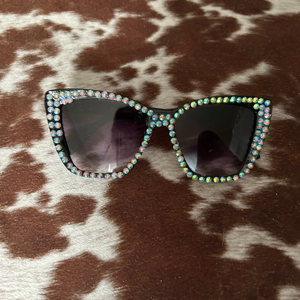 Rhinestone Embellished Black Cat-Eye Sunglasses handmade Brand new